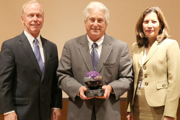 Los Angeles County Superior Court Judge Michael Nash, recipient of the Richard D. Huffman Justice for Children and Families Award, is flanked by Judicial Council Administrative Director Steven Jahr and Cantil-Sakauye.