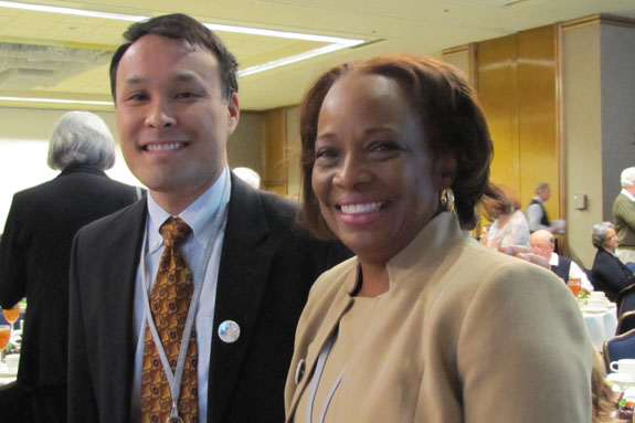 State Bar Trustee Mark Shem and former Trustee Cheryl Hicks attend a luncheon for author Jeffrey Toobin.  <br /><em>Photo by State Bar of California</em>