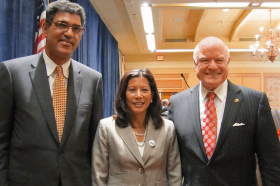 Former State Bar President Jon Streeter and Chief Justice Tani Cantil-Sakauye join Patrick Kelly after he is sworn in. <br /><em>Photo by State Bar of California</em>